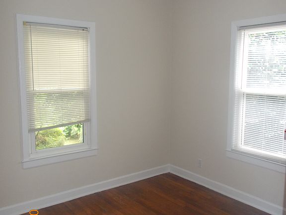 4th image of 52 Friendway Cir