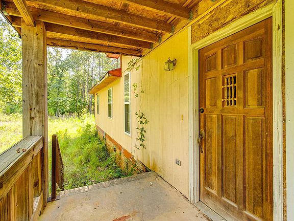 3rd image of 1334 Winterwood Rd