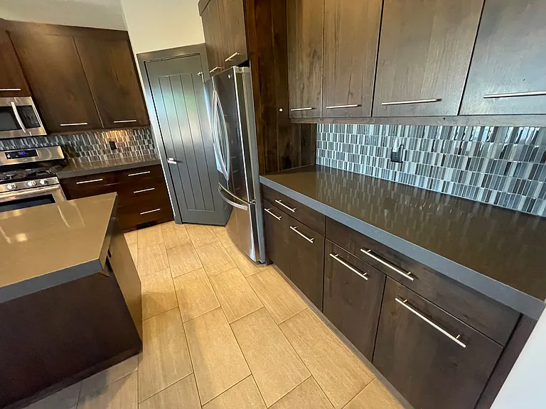 2676 S 3030 E — Photo 10