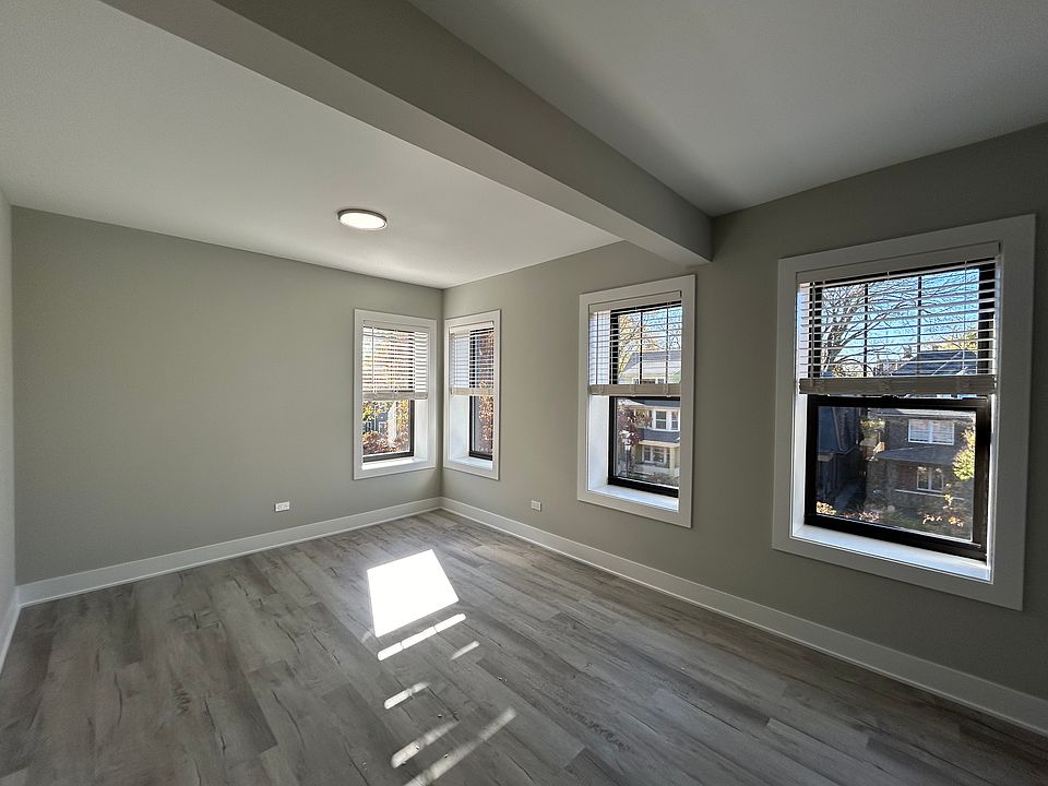 1st image of 1145 Oak Ave #3W