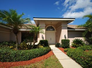 2805 Barksdale Ct, Holiday, FL 34691