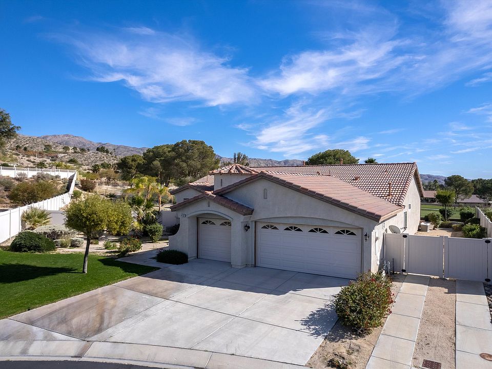 1st image of 64387 Pyrenees Ave
