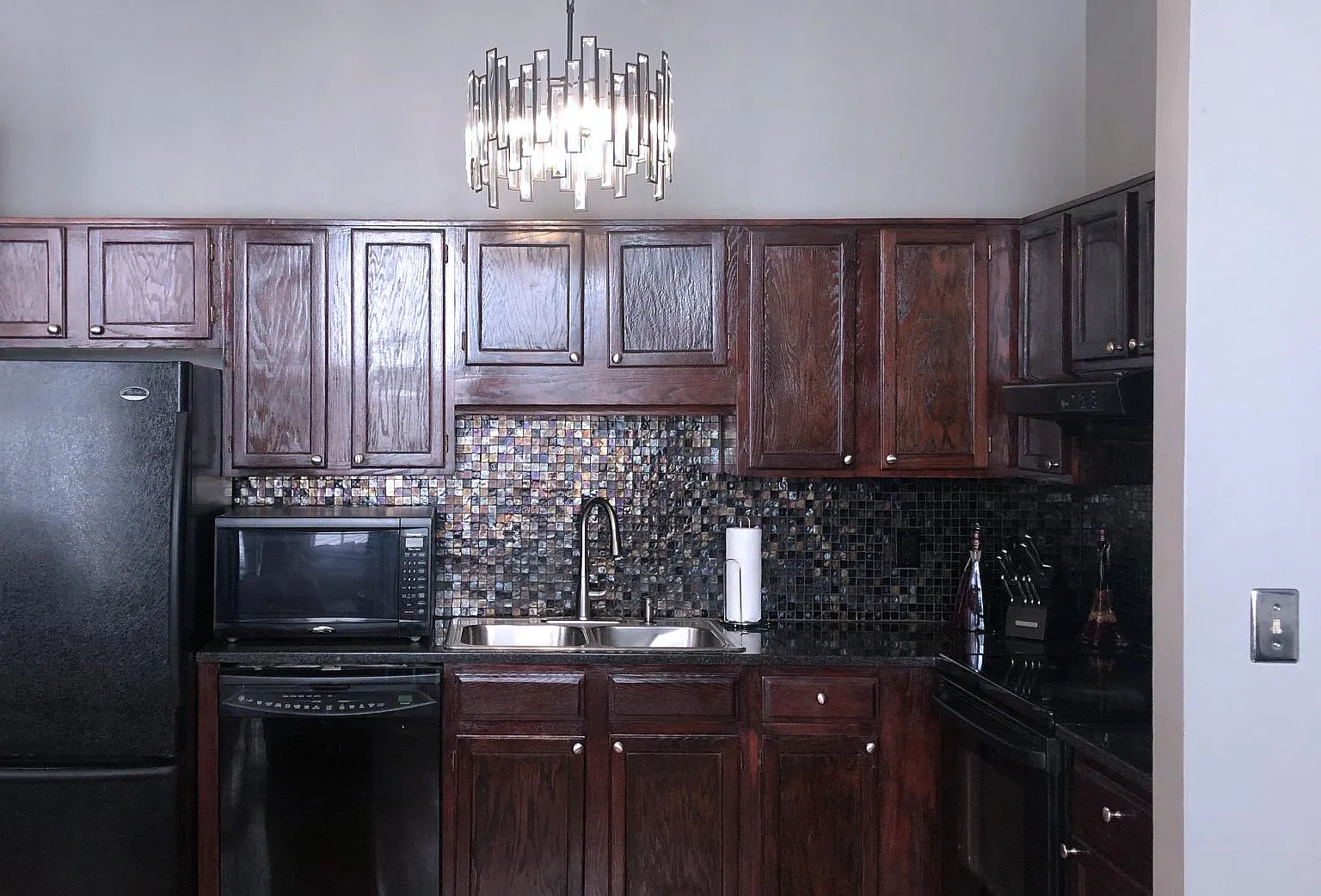 1 bed, $1,800 — Photo 3