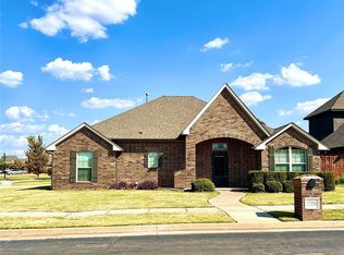 17228 Ridgewood Dr, Edmond, OK 73012
