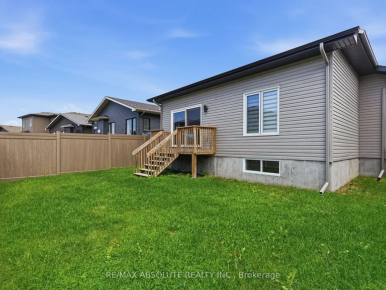 399 Sterling Ave — Photo 25