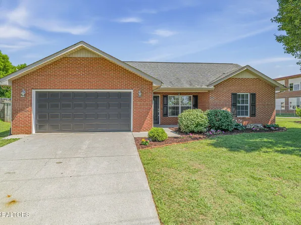 1504 Jett Rd, Maryville, TN 37804