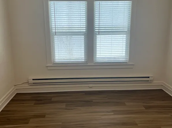 1237 Commerce Ave APT 5, Longview, WA 98632