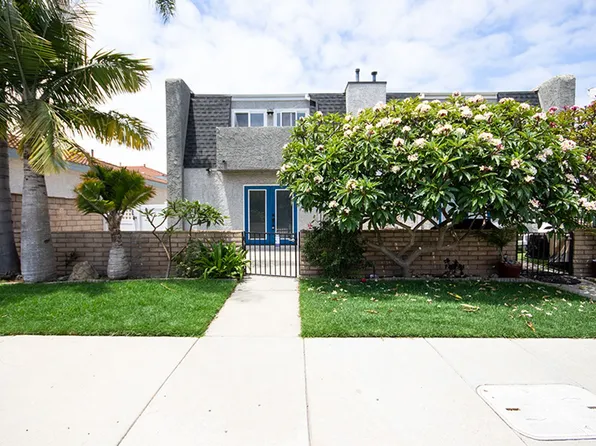 16821 Green Ln #B, Huntington Beach, CA 92649