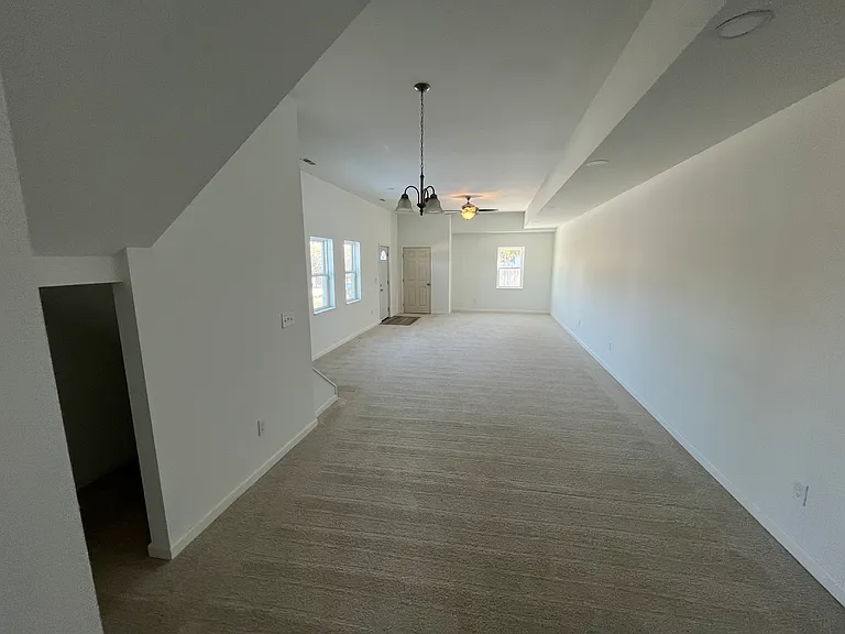 1657 Mooberry St #1657 — Photo 9