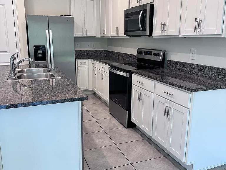 8653 Milestone Dr — Photo 2