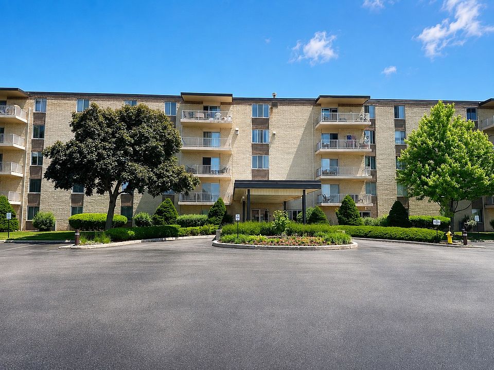 1st image of 110 W Butterfield Rd APT 402S