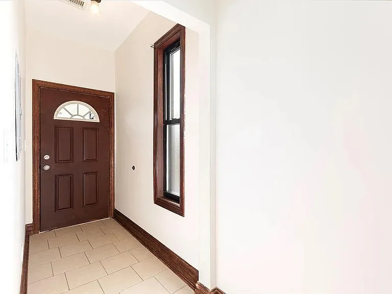232 Des Plaines Ave #2 — Photo 22
