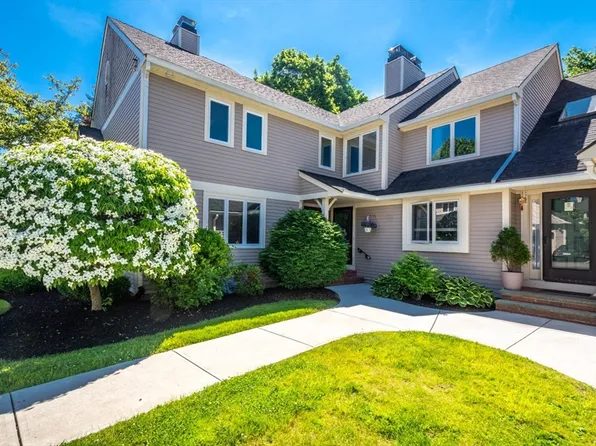 40 Jasper Ln Unit 40, Randolph, MA 02368