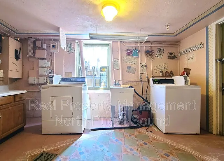 2301 Rucker Ave #4 — Photo 19