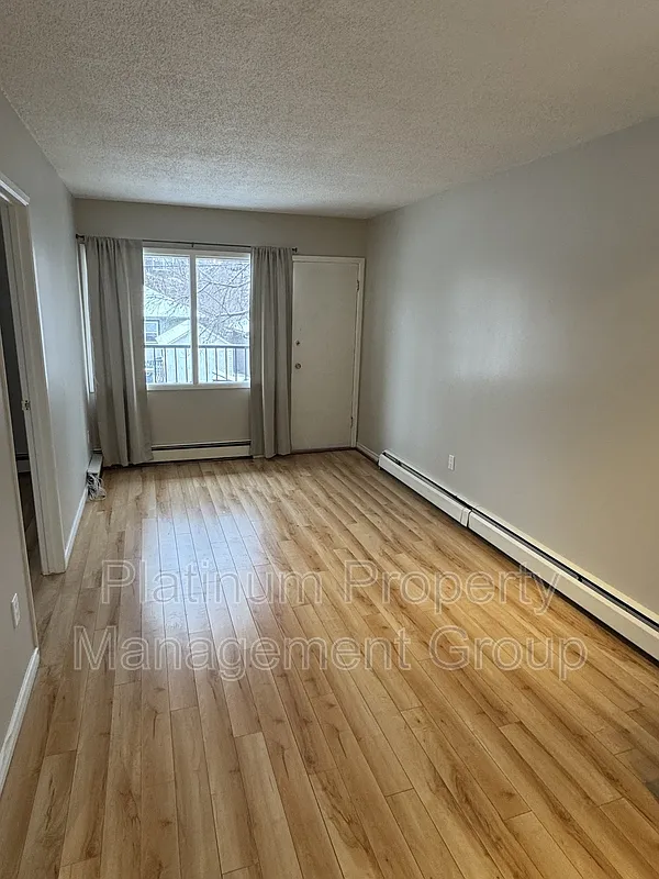 1 bed, 1.0 bath, $1,250 — Photo 1