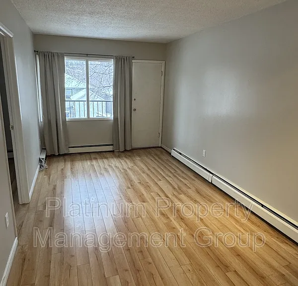 1001 2nd Ave NW #3 — Photo 1