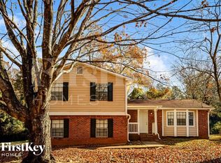 975 Martin Rd, Stone Mountain, GA 30088