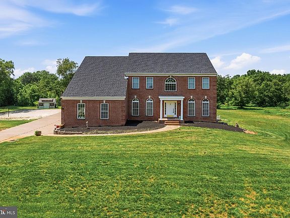 4th image of 6 Sunset Ct