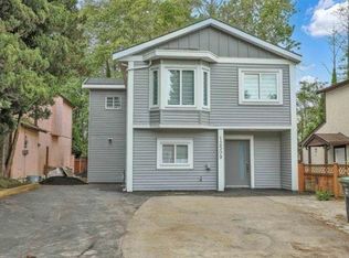 12509 77b Ave, Surrey, BC V3W8L9