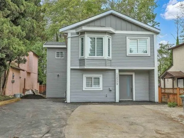 12509 77b Ave, Surrey, BC V3W 8L9