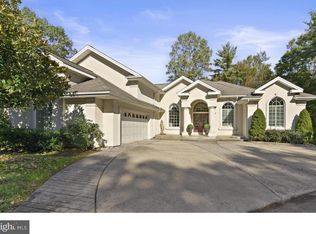 17B Cottage Hl W, Pottsville, PA 17901