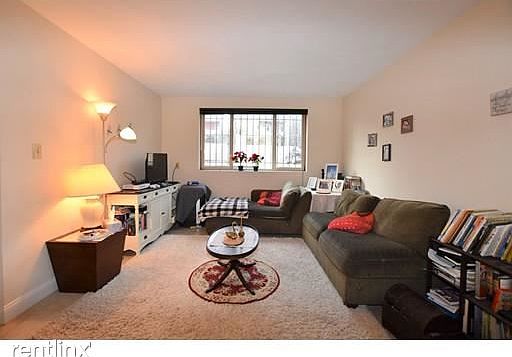 33 Cogswell Ave. #4 Cambridge - Porter Square Shared Unit Ph