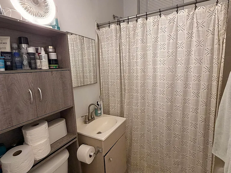410 Washington St #6 — Photo 5