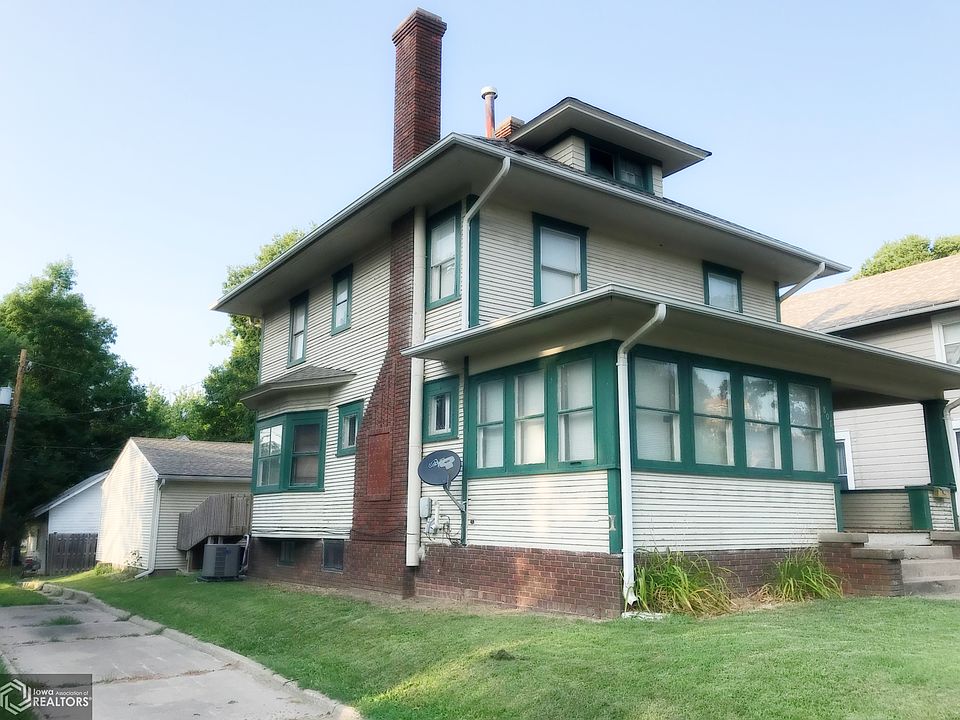 1st image of 801 A Ave E