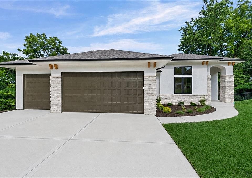 1st image of 10410 River Hills Dr