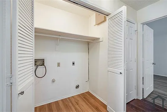 6304 Brookcrest Dr — Photo 14