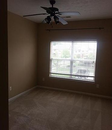 5th image of 4220 Revere Dr