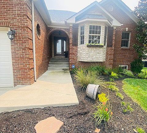 2nd image of 110 Pine Valley Dr