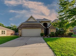 3207 Clear Springs Dr, Forney, TX 75126