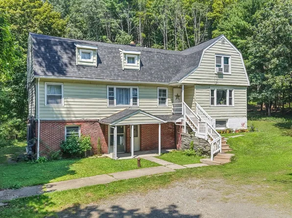 10 Norton Dr, Binghamton, NY 13905