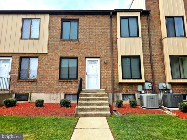 5200 Hilltop Dr APT Bb17, Brookhaven, PA 19015