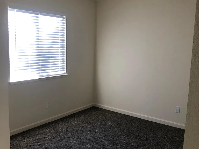754 Cobble Hill Way — Photo 7