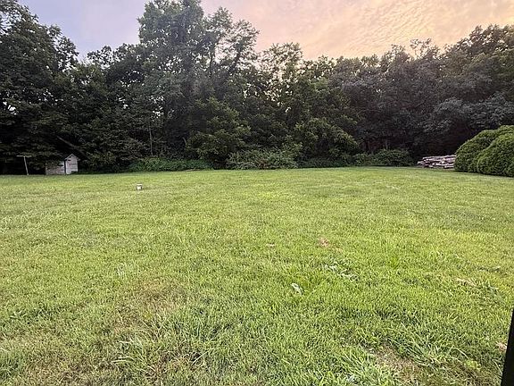 4th image of Mountain Foot Spur Rd