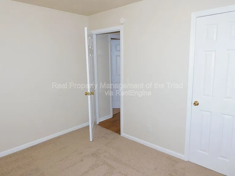 2118 Everitt St #K — Photo 12