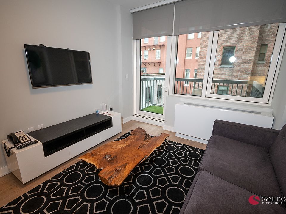 1st image of 232 7th Ave #404