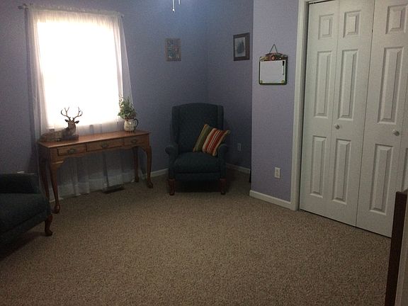 2nd image of 1304 Nathaniel Dr