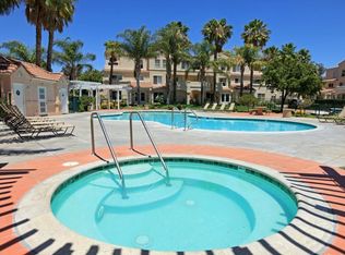 18060 Annes Cir UNIT 202, Canyon Country, CA 91387