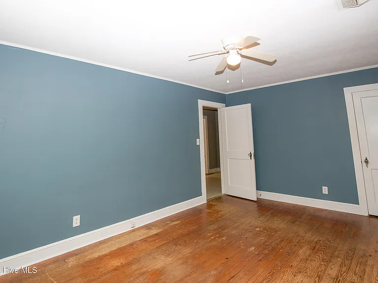 701 E Main St — Photo 19