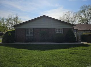 1113 E Buckingham Dr, Bloomington, IN 47401