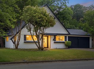 220 SE Robert St, Burleson, TX 76028