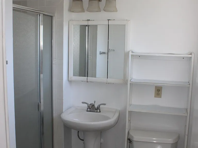 2953 Olive Ave — Photo 8