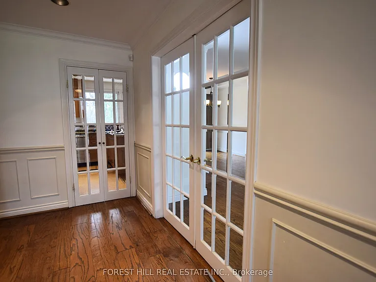 221 Park Home Ave — Photo 3