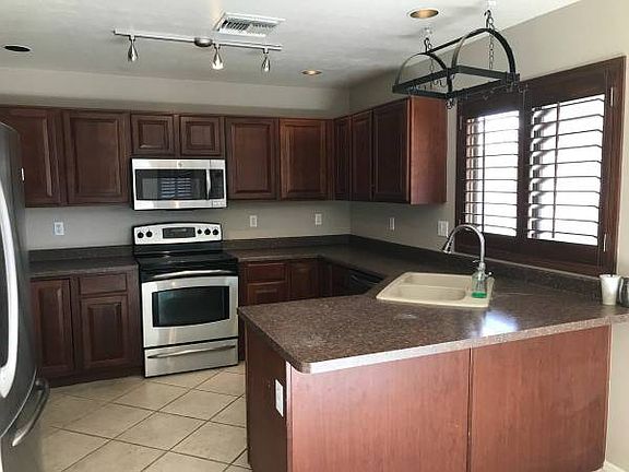 3rd image of 2065 W Silver Meadow Pl