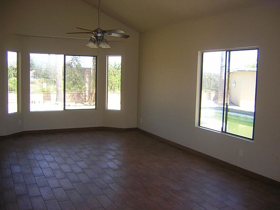 4th image of 32055 Merlot Ct