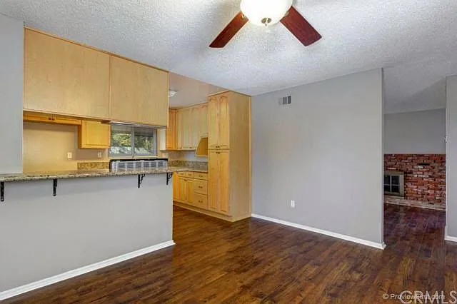 3139 Newell Dr — Photo 3