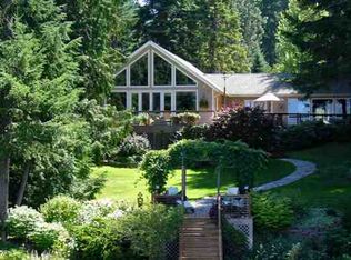 1471 Peninsula Rd, Hope, ID 83836